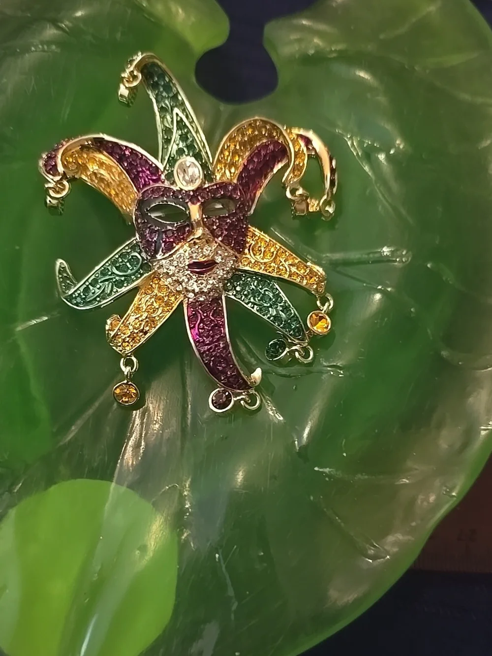 Multicolor Jester Mask Brooch Pin - Women Jewelry